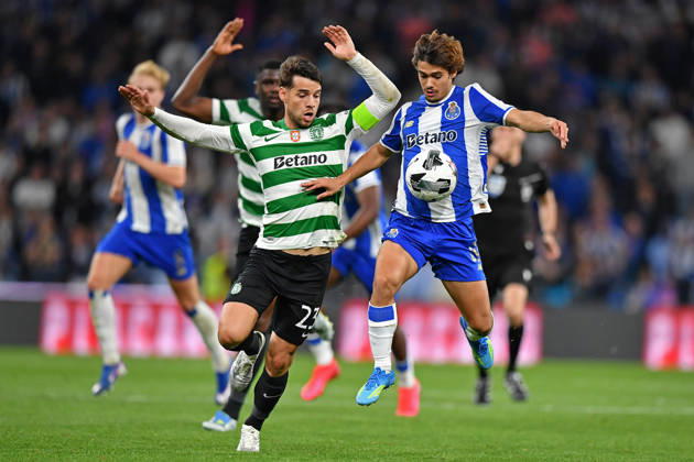 22nd April 2026; Dragao Stadium, Porto, Portugal; Taca de Portugal, FC Porto versus Sporting Lisboa; Rodrigo Mora of FC Porto battles for possession ball with Daniel Braganca of Sporting Lisboa DanielxCastro DiaEsportivo