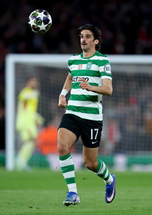 Arsenal FC v Sporting Clube de Portugal - UEFA Champions League 2025 26 Quarter-Final Second Leg Francisco Trincao of Sporting Clube de Portugal on the ball during the UEFA Champions League 2025 26 Quarter-Final Second Leg match between Arsenal FC and Sporting Clube de Portugal at Arsenal Stadium on April 15, 2026 in London, England. WARNING! This Photograph May Only Be Used For Newspaper And Or Magazine Editorial Purposes. May Not Be Used For Publications Involving 1 player, 1 Club Or 1 Competition Without Written Authorisation From Football DataCo Ltd. For Any Queries, Please Contact Football DataCo Ltd on +44 (0) 207 864 9121 London Arsenal Stadium England United Kingdom Copyright: xAllstarxPicturexLibraryxLtdx