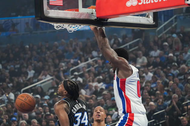 Detroit Pistons at Orlando Magic, Orlando, Florida, USA Orlando, Florida, USA, April 25, 2026, Detroit Pistons center Jalen Duren 0 makes a powerful dunk at the Kia Center. Copyright: xMartyxJean-Louisx