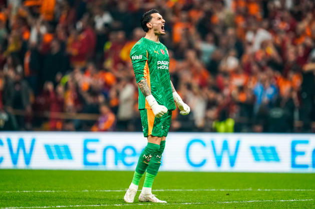 Galatasaray SK v Fenerbahce SK - Trendyol Super Lig Ugurcan Cakir of Galatasaray A.S. celebrates his team s second goal during the Trendyol Super League match between Galatasaray and Fenerbahce at Rams Park in Istanbul, Turkey, on April 26, 2026. Istanbul Istanbul Turkey Copyright: xYagizxGurtugx originalFilename:gurtug-galatasa260426_npxoh