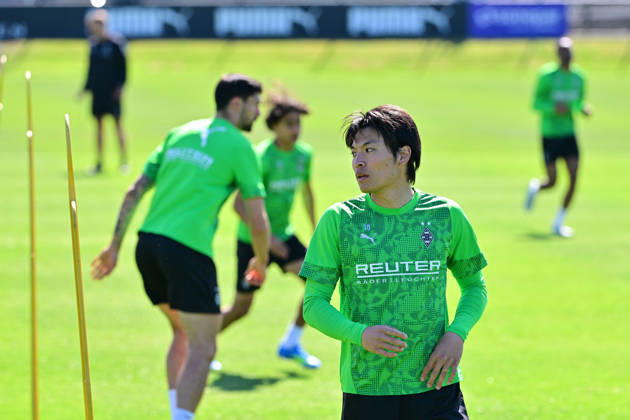 29 04 2026 Moenchengladbach Football, Men, Season 2025 2026, Training Borussia Moenchengladbach Shuto Machino Gladbach DFL regulations prohibit any use of photographs as image sequences and or quasi video Borussia Park NRW Germany