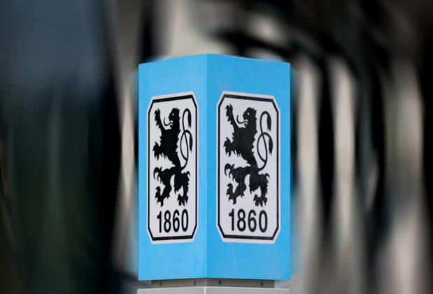 Fußball, TSV 1860 München kauft nach Zwangsabstieg in Insolvenzverfahren alte Markenrechte zurück, Archivbilder