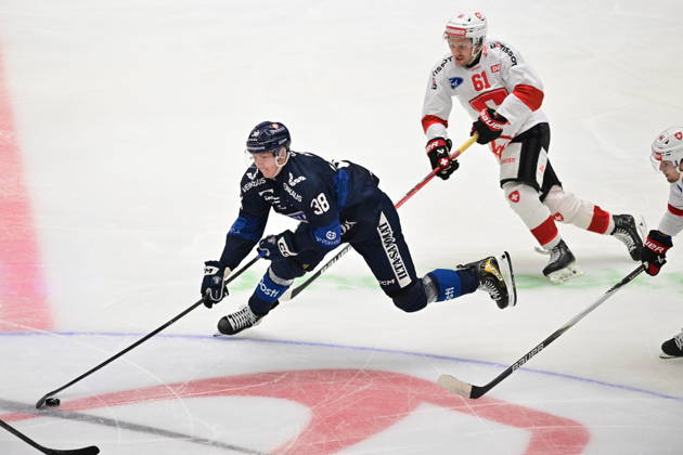 Czech Hockey Games, part of Euro Hockey tour series match Switzerland vs Finland in Ceske Budejovice, May 2, 2026. From left Aku Raty of Finland, Dario Rohrbach of Switzerland. (CTKxPhoto VaclavxPancer) CTKPhotoP2026050202253  CTKPhotoP2026050202253