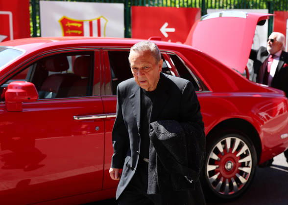 Fußball, West Ham Eigentümer David Sullivan tritt nach schweren Vorwürfen zurück, Archivbilder