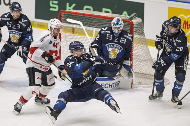 Czech Hockey Games, part of Euro Hockey tour series match Switzerland vs Finland in Ceske Budejovice, May 2, 2026. From left Mikko Kokkonen of Finland, Pius Super of Switzerland, Aatu Raty of Finland, Emil Larmi of Finland, Santeri Hatakka of Finland. (CTKxPhoto VaclavxPancer) CTKPhotoP2026050202854  CTKPhotoP2026050202854