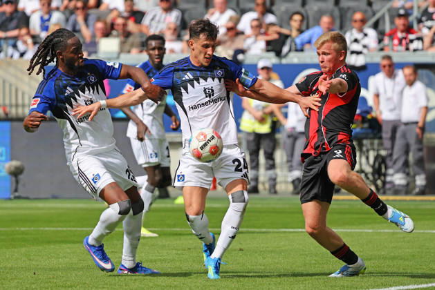Frankfurt, Germany 02 May 2026 1 BL 2025 2026 Sp 32 Eintracht Frankfurt v Hamburger SV Pictured from left fighting for the ball Jordan Torunarigha HSV , Nicolas Capaldo HSV and Jonathan Burkardt Frankfurt DFL regulations prohibit any use of photographs as image sequences and or quasi video Deutsche Bank Park Hessen Copyright: xFotostandx xRacochax