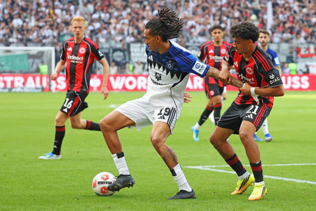 Frankfurt, Germany 02 May 2026 1 BL 2025 2026 Sp 32 Eintracht Frankfurt v Hamburger SV Pictured from left in duel Damion Downs HSV v Nathaniel Brown Frankfurt DFL regulations prohibit any use of photographs as image sequences and or quasi video Deutsche Bank Park Hessen Copyright: xFotostandx xRacochax