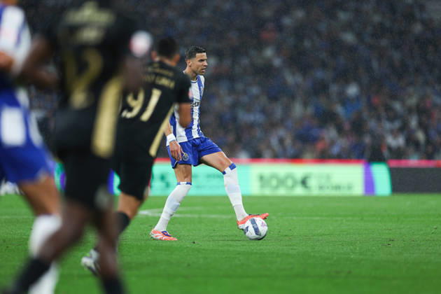 May 2, 2026, Porto, Porto, Portugal: Porto, PORTUGAL - May 02: Jan Bednarek of Fc Porto in action during of the Liga Portugal Betclic match between Fc Porto x Alverca at Estadio Dragao on May 02, 2026 in Porto, Portugal. Porto Portugal - ZUMAe141 20260502_zsp_e141_046 Copyright: xLuisxEirasx