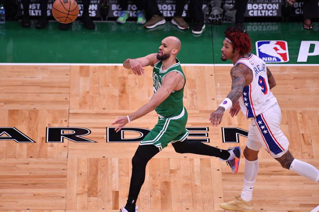 Boston Celtics v Philadelphia 76ers - NBA, Basketball Herren, USA Playoffs BOSTON, UNITED STATES - MAY 02: Derrick White (9) of Boston Celtics throws a pass during a match between the Boston Celtics face the Philadelphia 76ers in Game Seven of their first-round playoff series at TD Garden in Boston, Massachusetts, on May 02, 2026. Joseph Prezioso Anadolu Massachusetts United States. Editorial use only. Please get in touch for any other usage. Copyright: x2026xAnadoluxJosephxPreziosox