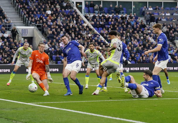 Liverpool, England, 4th May 2026. Jordan Pickford of Everton saves a shot by Nico O™Reilly of Manchester City during the Everton vs Manchester City Premier League match at Hill Dickinson Stadium, Liverpool. Picture credit should read: Andrew Yates Sportimage EDITORIAL USE ONLY. No use with unauthorised audio, video, data, fixture lists, club league logos or live services. Online in-match use limited to 120 images, no video emulation. No use in betting, games or single club league player publications. SPI_015_AY_Everton_Man_City SPI-4779-0015