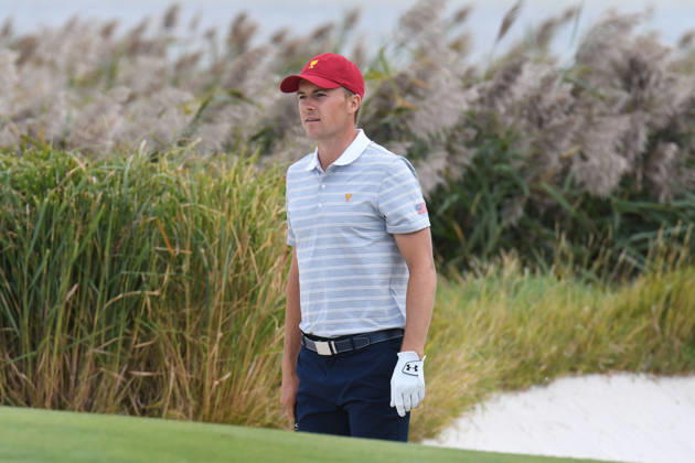 Saturday September 30, 2017: Jordan Spieth of the United States looks for the flag stick from the sandtrap on the 10th hole during the fourth round of the Presidents Cup at Liberty National Golf Course in Jersey City, New Jersey. Gregory Vasil CSM Copyright: xGregoryxVasilx