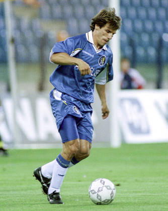 Gelredome Stadium, Arnhem, Netherlands, 4 8 1998, Gelderland Tournament semi final, Atletico Madrid vs Chelsea 4 0 Gianfranco ZOLA Chelsea