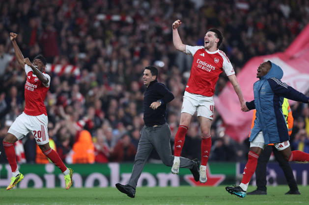 London, England, 5th May 2026. Mikel Arteta manager of Arsenal celebrates with Noni Madueke (L), Declan Rice (2nd R) and Eberechi Eze of Arsenal after the Arsenal vs Atletico Madrid UEFA Champions League match at the Emirates Stadium, London. Picture credit should read: David Klein Sportimage EDITORIAL USE ONLY. No use with unauthorised audio, video, data, fixture lists, club league logos or live services. Online in-match use limited to 120 images, no video emulation. No use in betting, games or single club league player publications. SPI_163_DK_Arsenal_Athletico_Madrid SPI-4781-0163