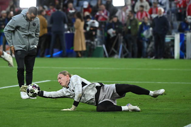 06 05 2026, xemx, Football UEFA Champions League 1 2 Final, FC Bayern Muenchen Paris St Germain v l Warmup warm up Warm up before the match Matvey Safonov Paris St Germain DFL DFB REGULATIONS PROHIBIT ANY USE OF PHOTOGRAPHS as IMAGE SEQUENCES and or QUASI VIDEO Muenchen