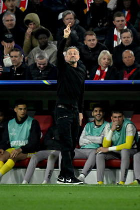 06 05 2026, xemx, Football UEFA Champions League 1 2 Final, FC Bayern Muenchen Paris St Germain v l Coach Luis Enrique Paris St Germain gives instructions, gesticulates, gesticulate with arms gives instructions, gesticulate DFL DFB REGULATIONS PROHIBIT ANY USE OF PHOTOGRAPHS as IMAGE SEQUENCES and or QUASI VIDEO Muenchen