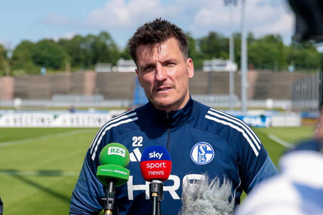 07 05 2026, Football, Training of FC Schalke 04 Media round with goalkeeper Kevin Müller FC Schalke 04 Gelsenkirchen Training ground FC Schalke 04 NRW Germany xRHR PHOTO YYx Copyright: RHR-FOTOx RHR-FOTO YY