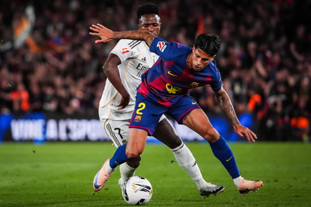 May 10, 2026, Barcelona, Spain, Spain: Vinicius Junior (Jr) of Real Madrid and Joao CANCELO of Barcelona during the LaLiga match between FC Barcelona, Barca and Real Madrid CF at Spotify Camp Nou Stadium on May 10, 2026 in Barcelona, Spain. Barcelona Spain - ZUMAm308 20260510_zsp_m308_003 Copyright: xMatthieuxMirvillex