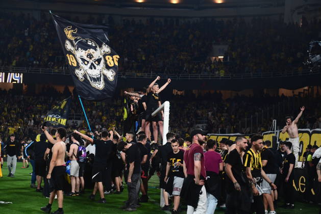 SuperLeague Greece Playoffs AEK FC vs Panathinaikos - Players of AEK FC celebrate the winning of the Championship right after the SuperLeague Play-Offs soccer match between AEK FC vs Panathinaikos that they won by 1-0 in Athens, Greece, 10 May 2026. IMAGO ONE INCH PRODUCTIONS PIRAEUS Greece Copyright: xONExINCHxPRODUCTIONSx 6965141