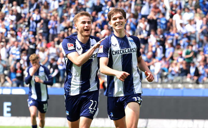 Fußball, Kennet Eichhorn wechselt zu Bayer 04 Leverkusen, Archivbilder