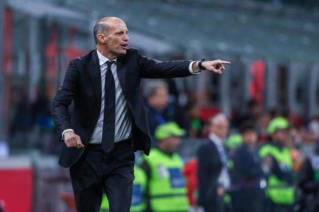 AC Milan vs Atalanta BC, Serie A football, Milano, Italy Massimiliano Allegri Head Coach of AC Milan gestures during Serie A 2025 26 football match between AC Milan and Atalanta BC at San Siro Stadium in Milan, Italy Italy, Milan, Milan, San Siro Stadium Copyright: xGonzalesxPhoto FCIx