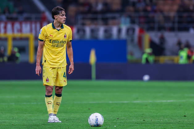 AC Milan vs Atalanta BC, Serie A football, Milano, Italy Samuel Ricci of AC Milan seen in action during Serie A 2025 26 football match between AC Milan and Atalanta BC at San Siro Stadium in Milan, Italy Italy, Milan, Milan, San Siro Stadium Copyright: xGonzalesxPhoto FCIx