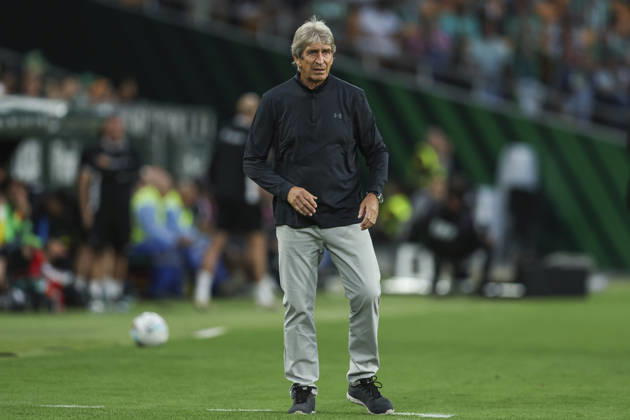 ESP: Real Betis - Elche CF. La Liga EA Sports. Date 36 Real Betis head coach Manuel Pellegrini during the La Liga EA Sports match between Real Betis and Elche CF played at La Cartuja Stadium on May 12, 2026 in Sevilla, Spain. kpng Copyright: xAntonioxPozox xPRESSINPHOTOx AP_260512_BET_ELC_2526_088
