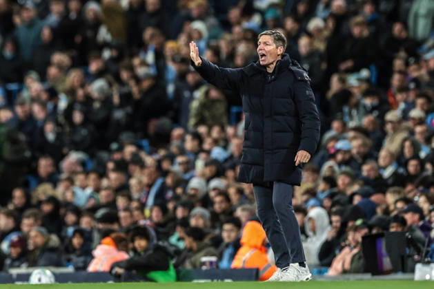 Premier League: Manchester City v Crystal Palace Oliver Glasner manager of Crystal Palace gives his team instructions during the Premier League match Manchester City vs Crystal Palace at Etihad Stadium, Manchester, United Kingdom on 13 May 2026 (Photo by Mark Cosgrove News Images) Manchester Etihad Stadium Greater Manchester United, ManU Kingdom Copyright: xMarkxCosgrove NewsxImagesx