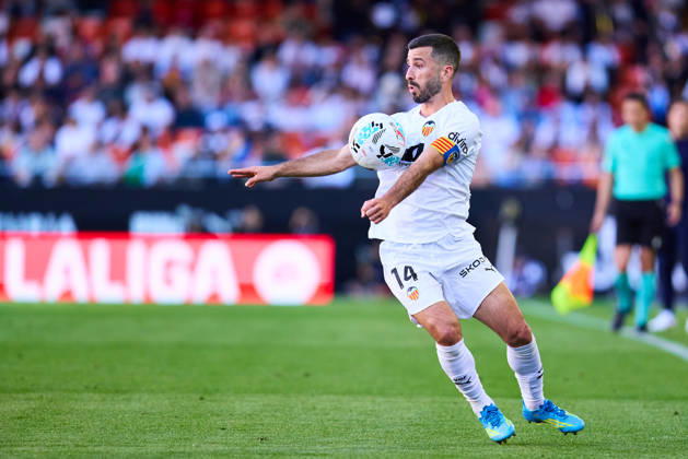 Valencia CF v Rayo Vallecano - LaLiga EA Sports VALENCIA, SPAIN - MAY 14: Jose Gaya of Valencia CF in action during to the LaLiga EA Sports match between Valencia CF and Rayo Vallecano at Estadio Mestalla on May 14, 2026 in Valencia, Spain. (Photo by Jose Torres Photo Players Images Magara Press) Valencia Estadio Mestalla Spain Copyright: xJosexTorresx
