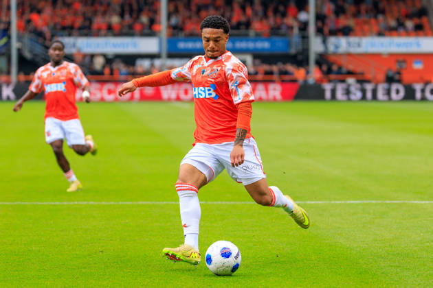 2026-05-17 FC Volendam v SC Telstar - Dutch Eredivisie VOLENDAM, NETHERLANDS - MAY 17: Benjamin Pauwels of FC Volendam during the Dutch Eredivisie match between FC Volendam and SC Telstar at Kras Stadion on May 17, 2026 in Volendam, Netherlands. Volendam Kras Stadion Netherlands Content not available for redistribution in The Netherlands directly or indirectly through any third parties. Copyright: xMarcelxvanxPlateringenx