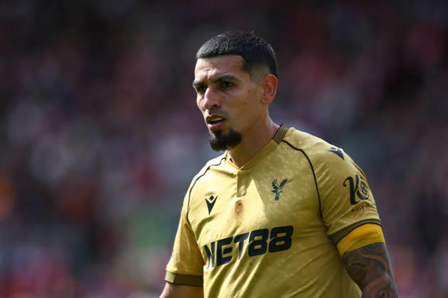 Premier League: Brentford v Crystal Palace LONDON, UK - 17th May 2026: Daniel Munoz of Crystal Palace during the Premier League match between Brentford FC and Crystal Palace FC at Gtech Community Stadium London Gtech Community Stadium England United Kingdom Copyright: xCraigxMercerx xPeakxActionxPhotosx
