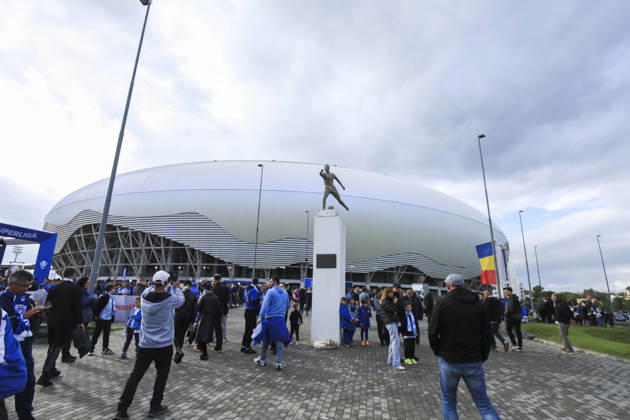 May 17, 2026, Craiova, Romania, Superliga Season 2025-2026, Play-Off, Stage 9, Universitatea Craiova vs FC Universitatea Cluj, Ion Oblemenco stadium, Craiova, Romania Crowd in front of stadium