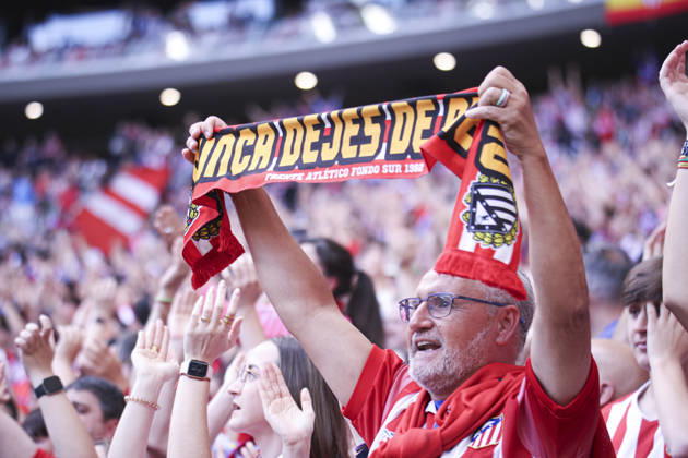 Atletico de Madrid vs Girona, on the 37th matchday of the 2025 26 Spanish First Division May 17, 2026, Madrid, Spain Fans of Atletico de Madrid during the Spanish championship LaLiga football match between Atletico de Madrid and Girona CF on 17 May 2026 at Estadio Santiago Bernabeu in Madrid, Spain Madrid, Spain Madrid Madrid, Spain Madrid Madrid Spain Copyright: xAlejandroxMatiasx