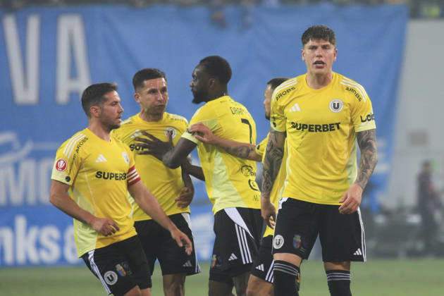 May 17, 2026, Craiova, Romania, Superliga Season 2025-2026, Play-Off, Stage 9, Universitatea Craiova vs FC Universitatea Cluj, Ion Oblemenco stadium, Craiova, Romania 94 Ovidiu Bic and 4 Andrei Coubis fight after recieving a goal