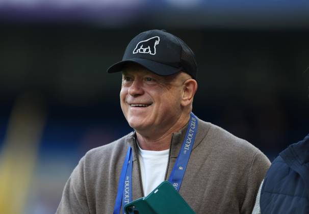 Premier League - Chelsea v Tottenham Hotspur LONDON, ENGLAND, MAY 19: Actor Ross Kemp watches on from the dugout club at Stamford Bridge during the Premier League match between Chelsea v Tottenham Hotspur at Stamford Bridge Stadium, London, England, on May 19. (Photo by Daniel Weir) London Stamford Bridge Stadium England Copyright: xDanielxWeir SportsxPressxPhotox Sportspressphoto_SPR150137