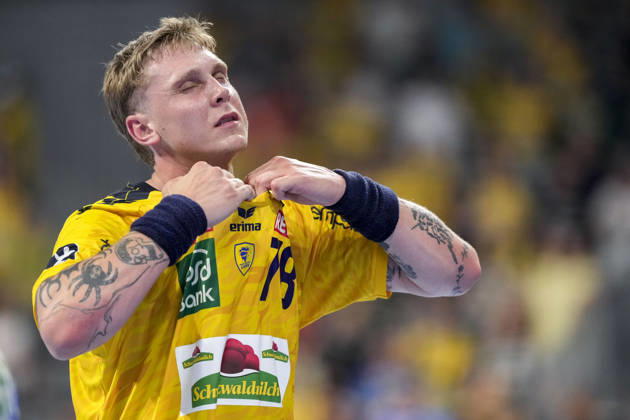 Edwin Aspenbäck RNL, 78 , Rhein Neckar Löwen player, single picture, single photo, action, action, looking disappointed, disappointment, frustration, disappointed, pessimistic, 24 05 2026, Mannheim Germany , Handball, Bundesliga, Rhein Neckar Löwen SC Magdeburg xozx