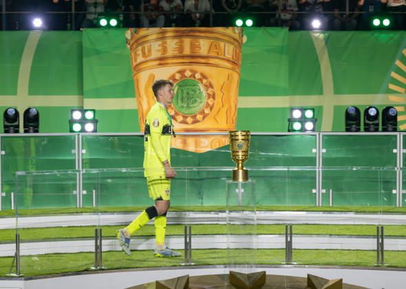 Soccer, Men, Season 2025 2026, 83 DFB Cup Final, FC Bayern Munich VfB Stuttgart 3 0 , Goalkeeper Alexander Nübel VfB Stuttgart , Disappointment after final whistle, 23 05 2026, Copyright: xMatthiasxKochx