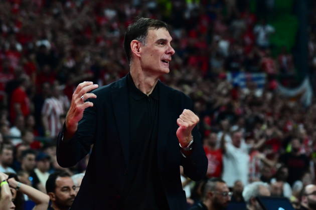 EuroLeague Basketball Final 4 - Champions Game, Olympiacos Piraeus vs Real Madrid - Georgios Bartzokas, Head Coach of Olympiacos Piraeus during the 2026 EuroLeague Championship Game Olympiacos Piraeus vs Real Madrid at Telekom Center Athens on May 24, 2026 in Athens, Greece. ATHENS Greece Copyright: xOnexInchxProductionsx 6982042