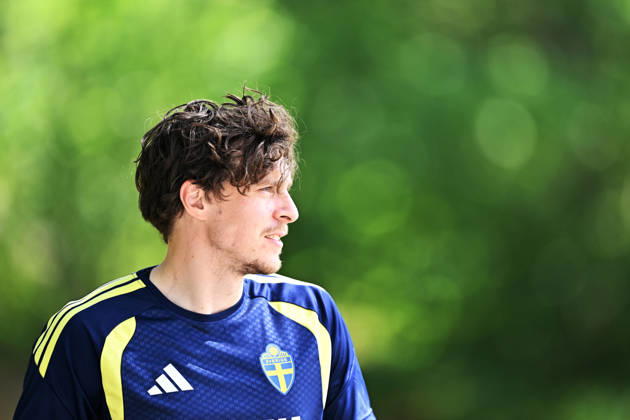 STOCKHOLM, SWEDEN 20260530 Swedens Victor Nilsson Lindelöf as the mens national team trains at Bosön ahead of the upcoming World Cup and training matches against Norway and Greece STOCKHOLM SWEDEN x10050x  Copyright: xPontusxLundahl TTx FOTBOLLSLAGET TRÄNAR INFÖR FOTBOLLS-VM
