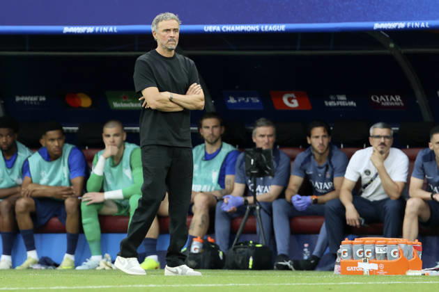 Paris Saint-Germain v Arsenal FC - UEFA Champions League Final 2026 Luis Enrique, head coach of Paris Saint-Germain on the side line during the UEFA Champions League Final 2026 match between Paris Saint-Germain and Arsenal FC at Puskas Arena on May 30, 2026 in Budapest, Hungary. WARNING! This Photograph May Only Be Used For Newspaper And Or Magazine Editorial Purposes. May Not Be Used For Publications Involving 1 player, 1 Club Or 1 Competition Without Written Authorisation From Football DataCo Ltd. For Any Queries, Please Contact Football DataCo Ltd on +44 (0) 207 864 9121 Budapest Puskas Arena Hungary Hungary Copyright: xAllstarxPicturexLibraryxLtdx