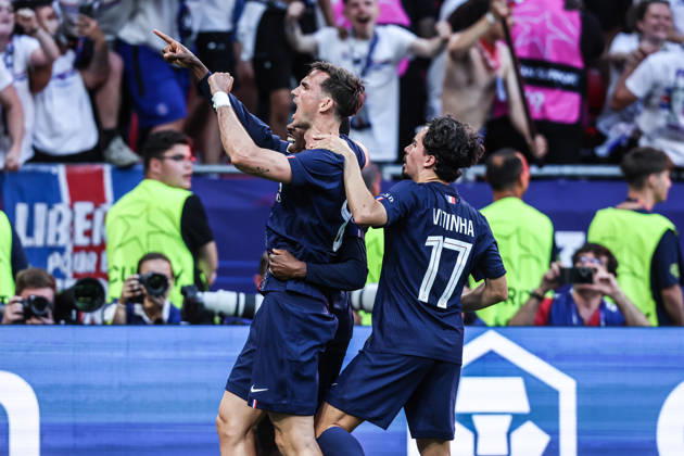 Sport, Football, UEFA Champions League season 2025 2026 Final Paris Saint Germain FC Arsenal 30 05 2026, Puskas Arena Budapest Goal celebration Paris Saint Germain after Ousmane Dembele Paris scored a penalty to equalize the score at 1 1, the players rejoice Budapest Puskas Arena Hungary