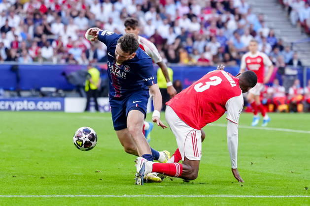 Paris Saint-Germain v Arsenal FC - UEFA Champions League Final 2026 Khvicha Kvaratskhelia of Paris Saint-Germain FC suffers a penalty foul during the UEFA Champions League Final match between Paris Saint-Germain FC and Arsenal FC at Puskas Arena on May 30, 2026 in Budapest, Hungary Budapest Puskas Arena Hungary Hungary Copyright: xGiuseppexMaffiax 260530UCLFinal_PSG-Arsenal_GM_07563