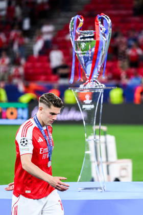 260530 Viktor Gyökeres of Arsenal looks dejected after the UEFA Champions League final match between Paris Saint Germain and Arsenal on May 30, 2026 in Budapest Photo Maxim Thore BILDBYRAN kod MT MT1056 fotboll football soccer fotball uefa champions league champions league paris saint germain arsenal bbeng depp Copyright: MAXIMxTHORE BB260530MT256