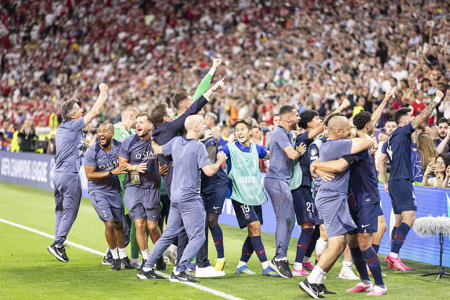 Football: Finale EUFA Champions League 2025-2026 - Paris Saint Germanin (PSG) V Arsenal - Puskas ArÃ na de Budapest Hongrie - 30 05 2026 CÃ lÃ bration de l Ã quipe de Paris Saint Germain (PSG) apres avoir remportÃ la victoire.  Copyright: xx