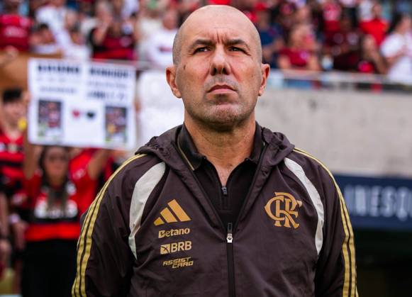 RECORD DATE NOT STATED Flamengo and Coritiba, for the 18th round of the Brazilian championship. Rio de Janeiro (RJ) 05 30 2026 - Flamengo Coritiba Brasilerao Maracana - Flamengo coach, Leonardo Jardim, at the match between Flamengo and Coritiba, for the 18th round of the Brazilian championship, on the afternoon of this Saturday (30), at the Maracana stadium, in Rio de Janeiro.(Foto: Lucas Simonin Gomes Thenews2 imago images) SPO Copyright: xLucasxSimoninxGomesx