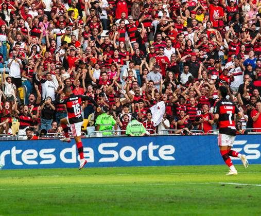 RECORD DATE NOT STATED Flamengo and Coritiba, for the 18th round of the Brazilian championship. Rio de Janeiro (RJ) 05 30 2026 - Flamengo Coritiba Brasilerao Maracana - Samuel Lino, Flamengo player, celebrating the team s first goal, in the match between Flamengo and Coritiba, for the 18th round of the Brazilian championship, on the afternoon of this Saturday (30), at the Maracana stadium, in Rio de Janeiro.(Foto: Lucas Simonin Gomes Thenews2 imago images) SPO Copyright: xLucasxSimoninxGomesx