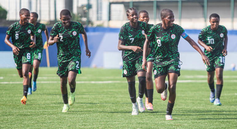 Nigeria v Guinea - 2026 FIFA U-17 Women s World Cup Qualifier Nigeria s U-17 women s national team, Nationalteam the Flamingos, celebrate their victory after defeating Guinea 6-0 (11-0 aggregate) in the second leg of the 2026 FIFA U-17 Women s World Cup Qualifier at Remo Stadium in Ikenne, Ogun State, Nigeria, on May 31, 2026. The victory advances Nigeria to the final round of the qualifiers for the 2026 FIFA U-17 Women s World Cup in Morocco. Ikenne Nigeria  Copyright: xAdekunlexAjayix originalFilename:ajayi-notitle260531_npHdz
