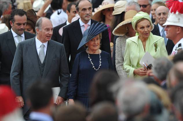 Bernadette Chirac, Wife Of Former French President Jacques Chirac, Dies At 93 Bernadette Chirac, wife of former French President Jacques Chirac, has died at the age of 93. A steadfast supporter throughout her husband’s political career, Bernadette Chodron de Courcel became an influential figure in French public life. She served as a member of the Corrèze General Council and was deeply involved in charitable work. She passed away on Friday at the age of 93. FILE - Prince Karim Aga Khan, Bernadette Chirac and Farah Diba leaving after the religious wedding ceremony of Prince Abert II of Monaco to Charlene Wittstock held in the main courtyard of the Prince s Palace in Monaco on July 2, 2011. The celebrations are attended by a guest list of royal families, global celebrities and heads of states. Photo by ABACAPRESS.COM Monaco Monaco  Copyright: xGuibbaud-Nebinger-Orban ABACAx