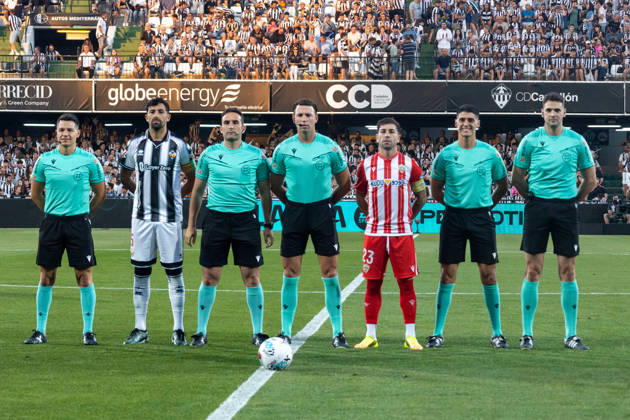 ESP LaLiga Hypermotion playoff CD Castellon v UD Almeria captains and referees during LaLiga Hypermotion, between CD Castellon v UD Almeria played at SkyFi Castalia Stadium in Castellon, on June 6, 2026 in Spain Spain Football Copyright: xJudithxAmigox xAgenciaxLOFx