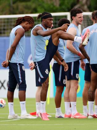 Noni Madueke during a training session England Team Training, 2026 FIFA World Cup, WM, Weltmeisterschaft, Fussball Football, Palm Beach Gardens, Palm Beach, Florida, USA - 09 Jun 2026Florida Florida Blue Training Centre United States of America EDITORIAL USE ONLY No use with unauthorised audio, video, data, fixture lists, club league logos or live services. Online in-match use limited to 120 images, no video emulation. No use in betting, games or single club league player publications.  Copyright: xChrisxArjoon Shutterstockx 16918901l