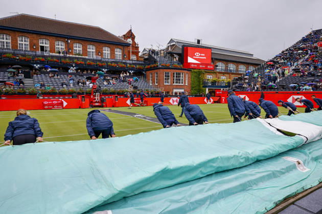 Tennis, WTA-Turnier in London, Queens Club, Regenunterbrechung